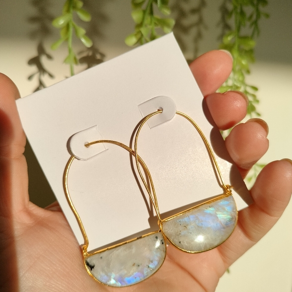 🌹The Quiet Luxury Collection🌹 Real Moonstone Gold Plated Earrings - Picture 8 of 17